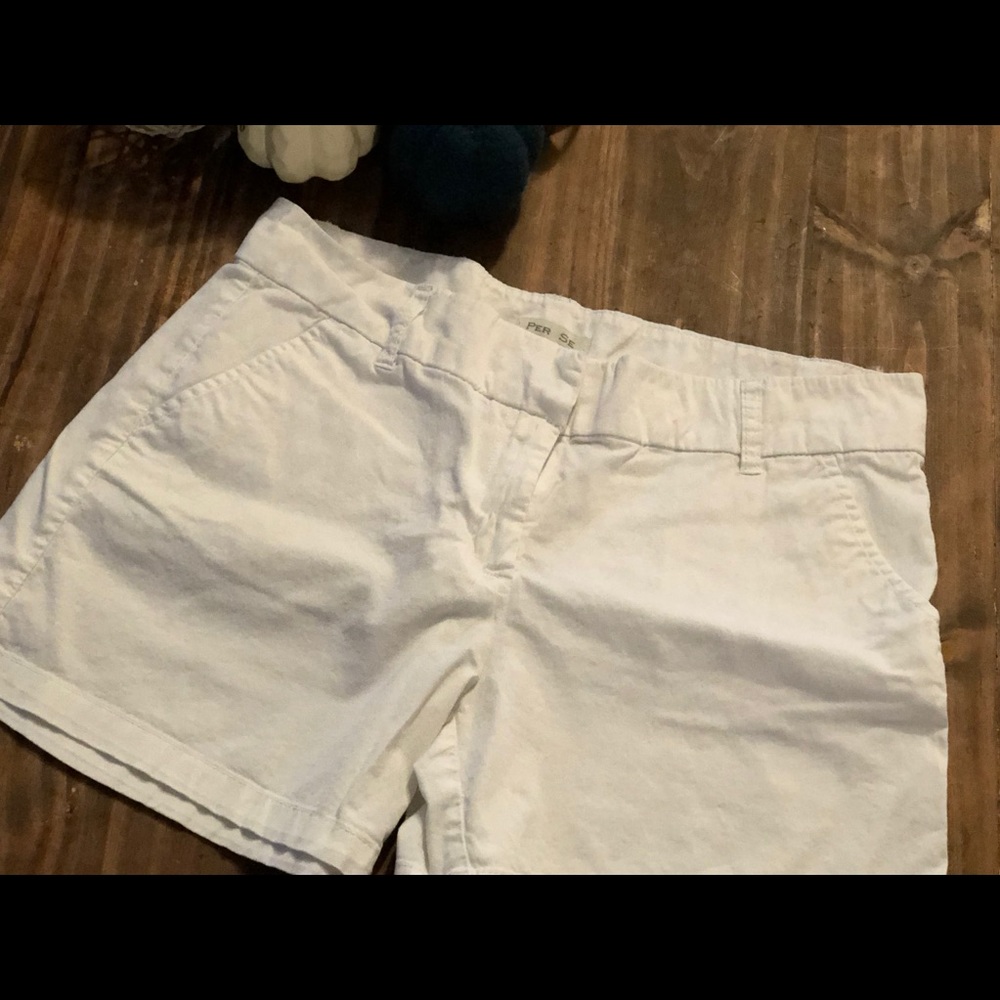 Per Se Women’s White Cotton Shorts